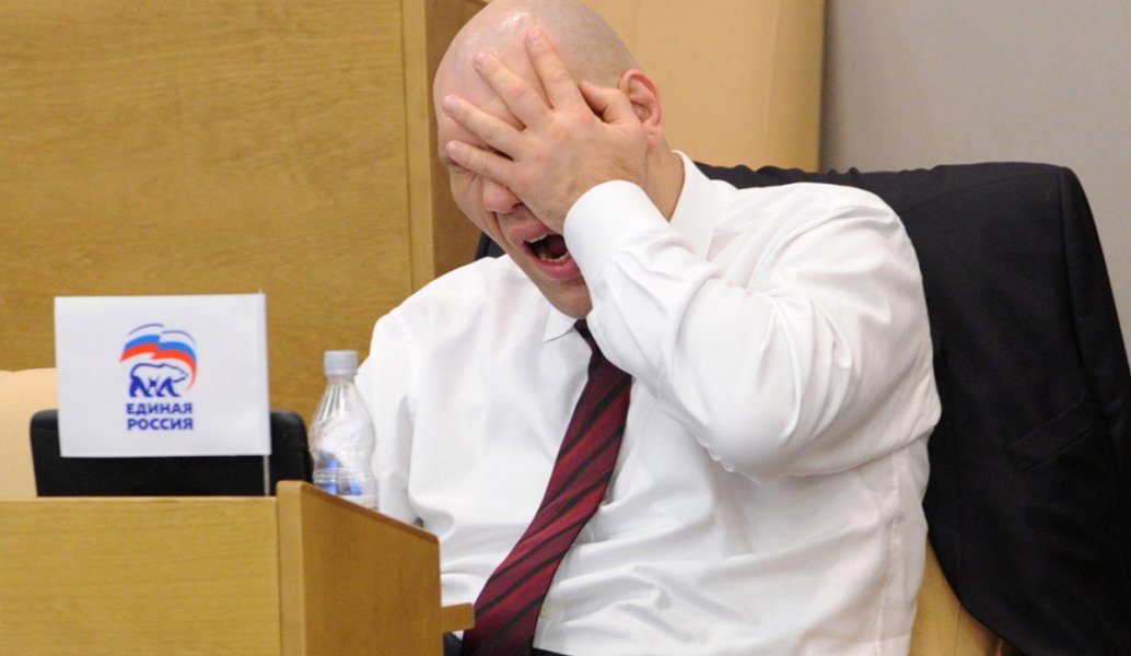 Госдума &mdash; не место для фотографирования! Володин запретил фотографам снимать депутатов