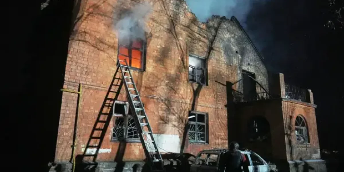 Из Киева бегут, там все замерзают. Дугин: "Если мы кого-то не превратим в Газу, в Газу превратят нас"