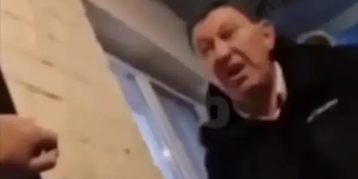 "Ты кто тут такой? И кто я! Перестреляю всех". Чиновник Краснодарского края орал на спасателей. Что с ним теперь?