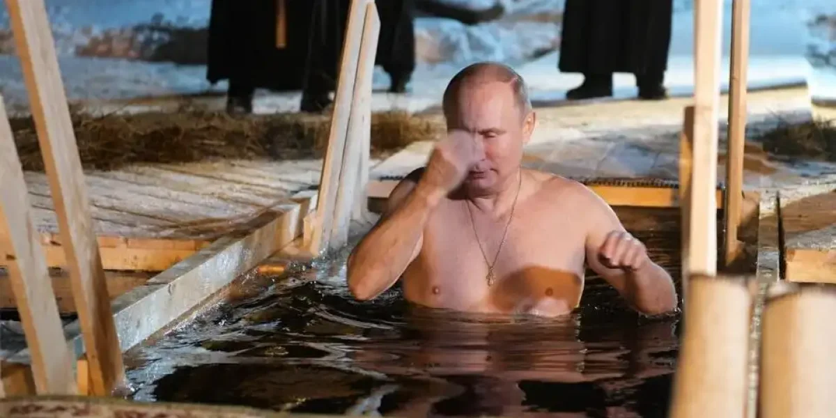 «Обалдеть, я просто в шоке!». Японцы впали в истерику от кадра с Путиным с крещенских купаний