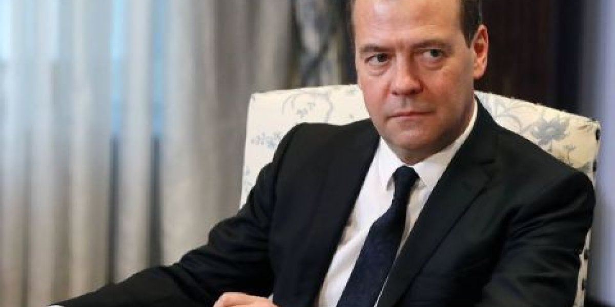 Медведев рассказал о &laquo;транквилизаторе для невротиков&raquo;