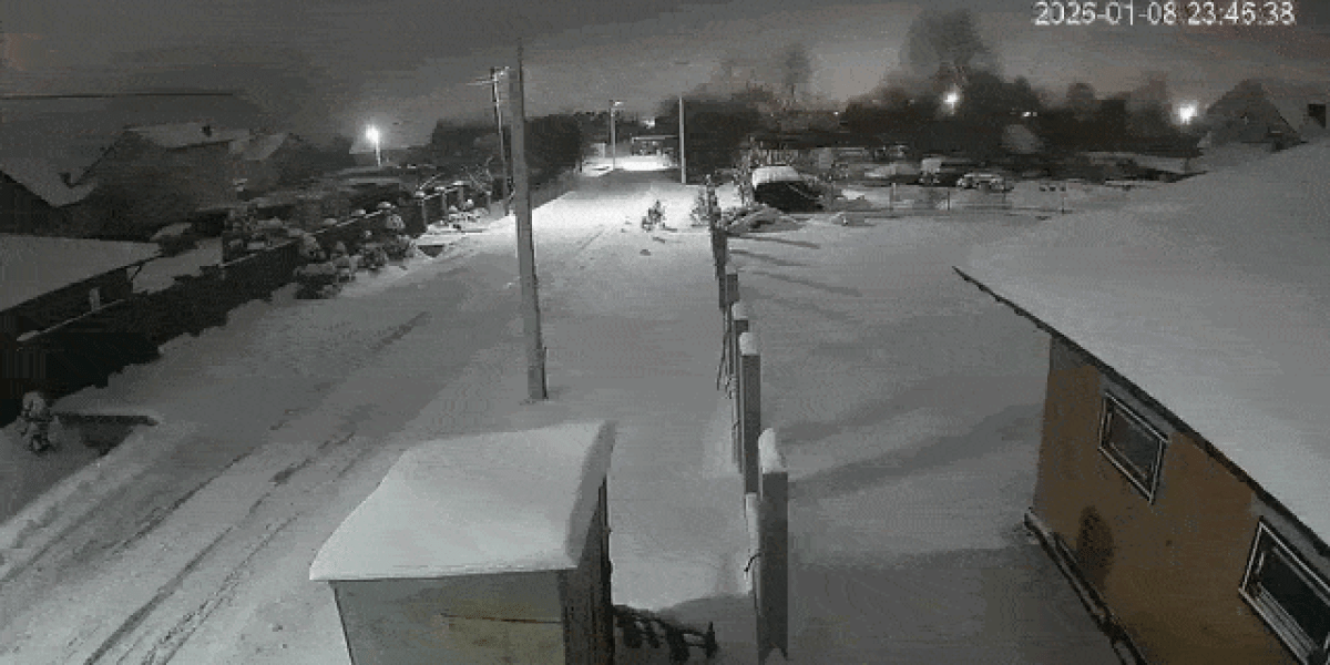 Газа нет - и не будет. Запущенный Орешник "декоммунизирует Европу". Видео удара