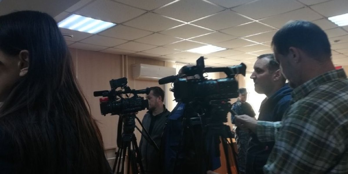 Владельца обрушившегося ТЦ в Новосибирске арестовали до 22 марта: подробности из зала суда