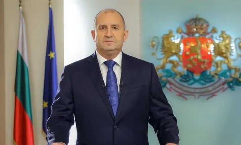 Болгария падает: политическая система и крах