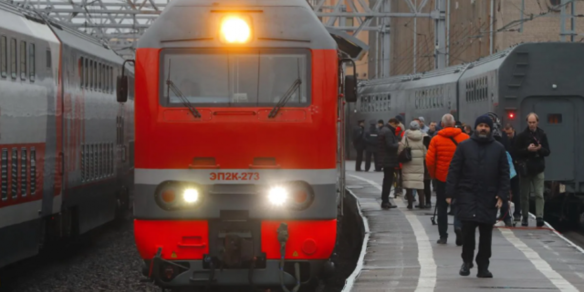 Оператор железнодорожных перевозок сообщил о задержке пяти поездов из Крыма