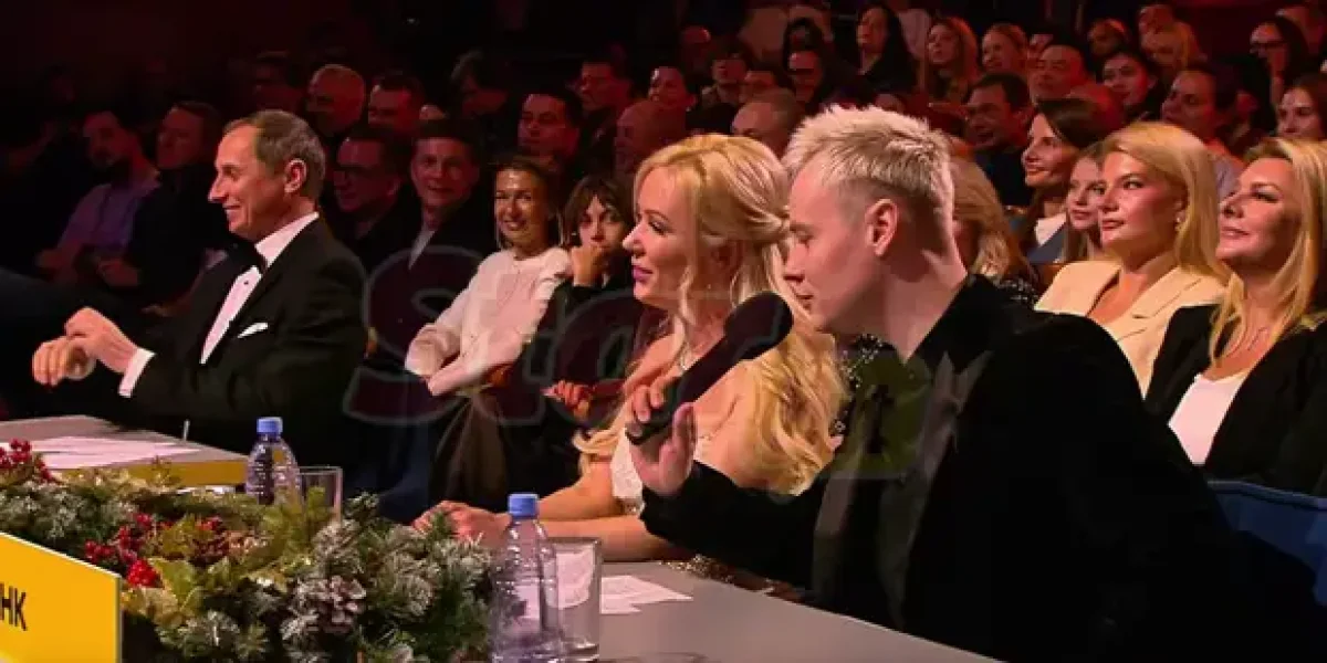 А потом SHAMAN показал ей "рожки". Глупая выходка мужа взбесила Мизулину. "Совсем страх потерял?"