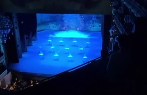 Слово из трёх букв на сцене Большого: либералы плюнули в лицо участникам СВО Слово из трёх букв на сцене Большого: либералы плюнули в лицо участникам СВО