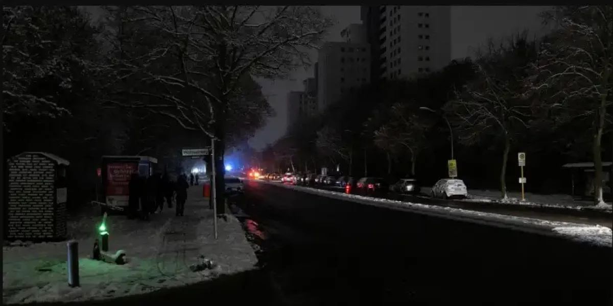 Берлин вновь почувствовал себя фронтовым городом. Блэкаут в Берлине: Крах на фоне поддержки Украины