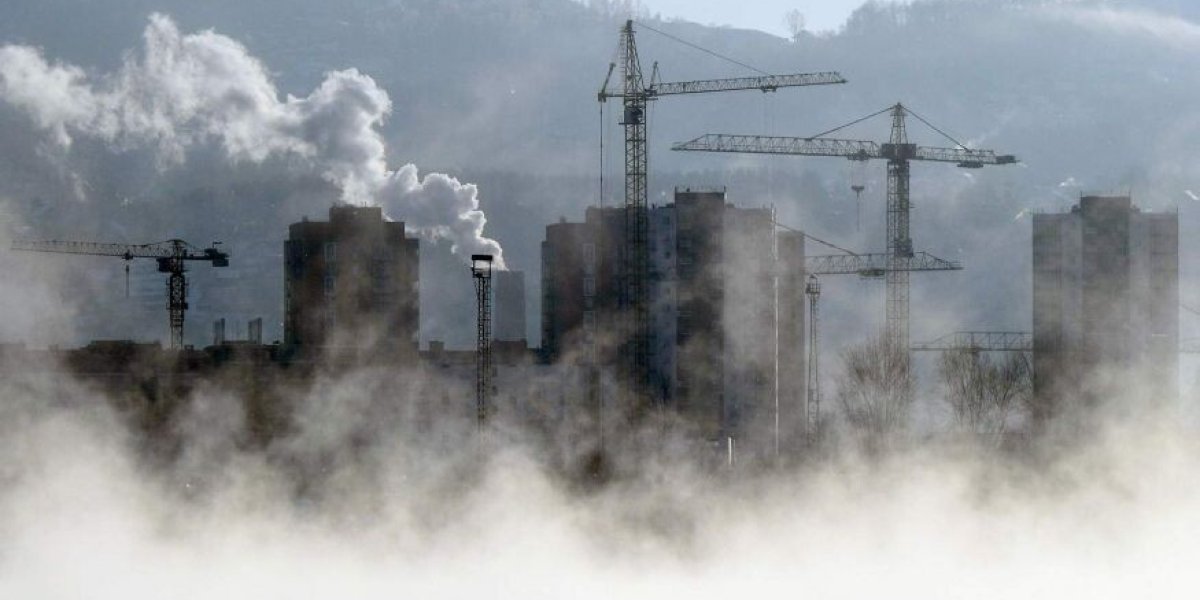 Миронов призвал прекратить поддерживать застройщиков