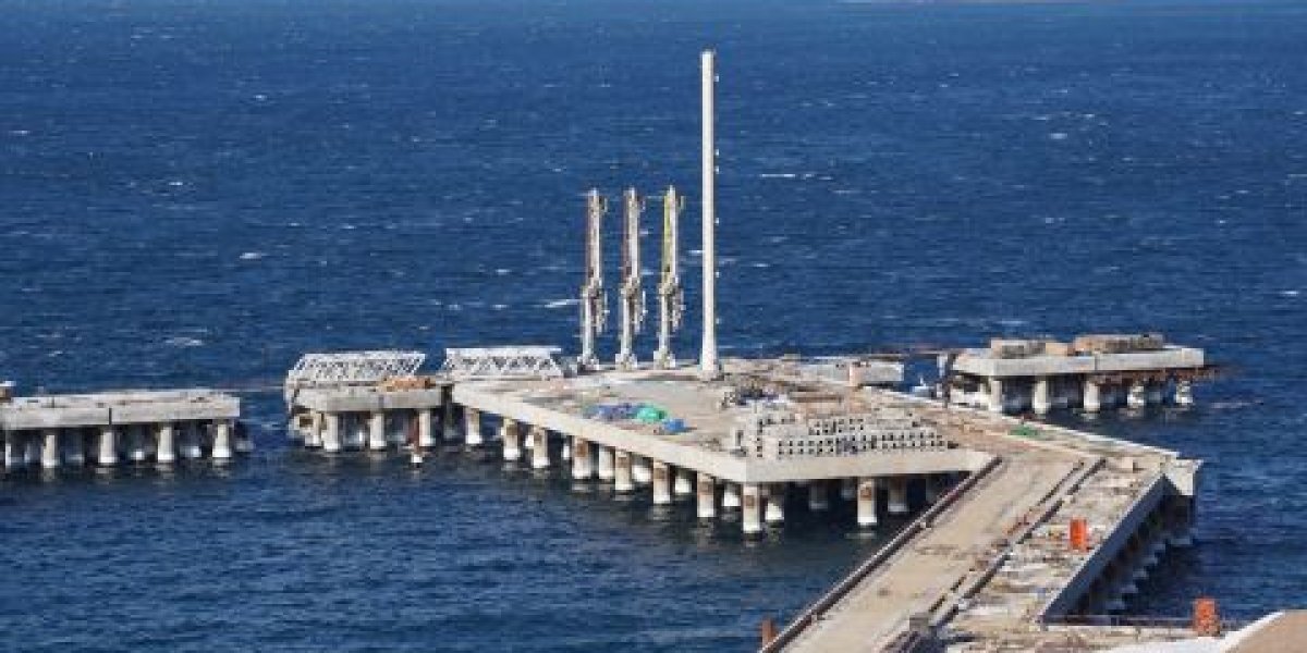 НЗМУ завершит строительство морского терминала в 2026 году НЗМУ завершит строительство морского терминала в 2026 году