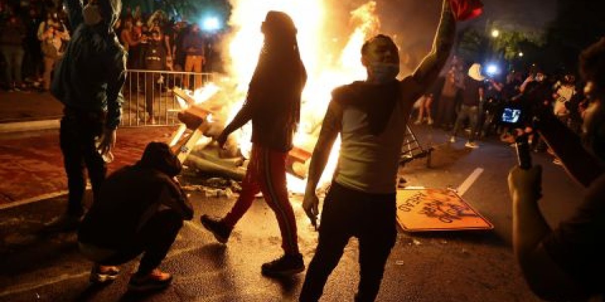 «Друг Путина» предупредил о распаде США «Друг Путина» предупредил о распаде США