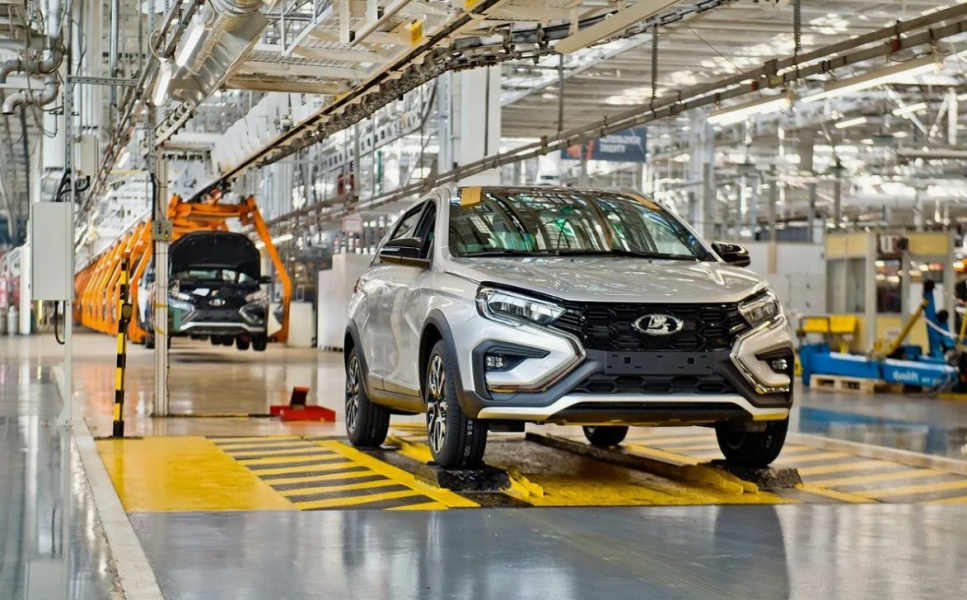 АвтоВАЗ теряет долю. Главные итоги автомобильного рынка за 2025 год АвтоВАЗ теряет долю. Главные итоги автомобильного рынка за 2025 год