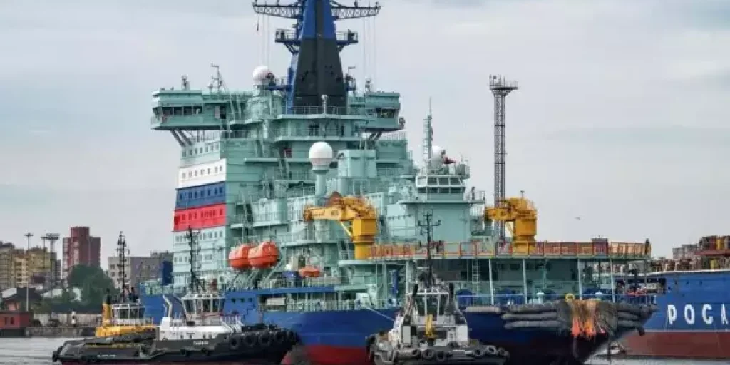 «Охота на короля Арктики» началась: предсказание прямой войны России с НАТО уже сбывается?