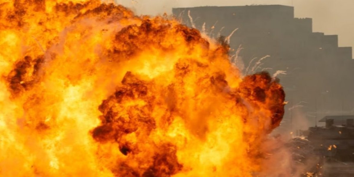 SHOT: Эпичный взрыв уничтожил группу диверсантов ВСУ на границе