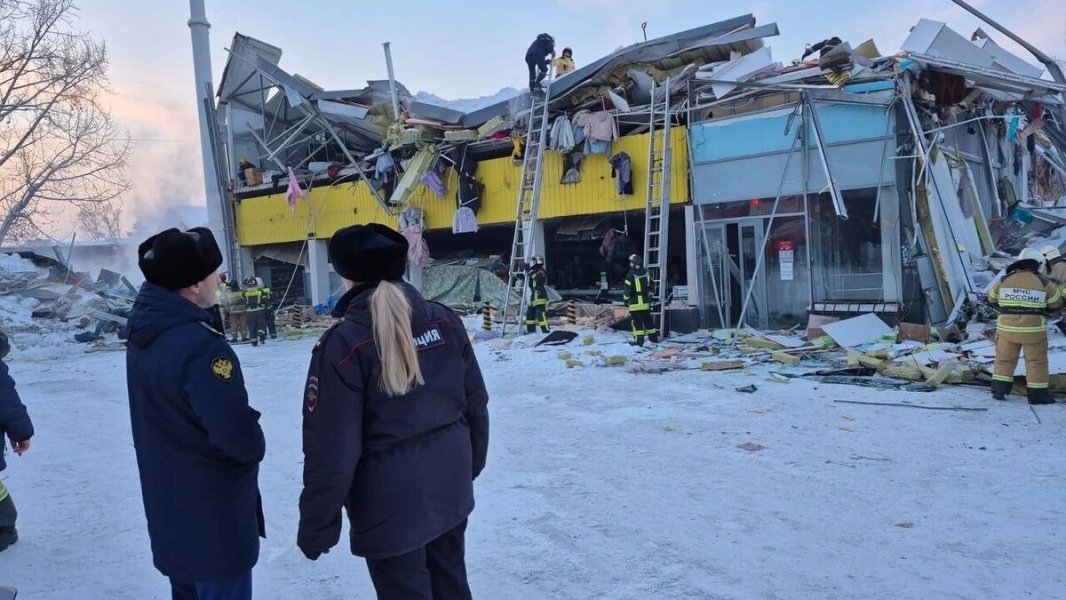 Самострой в Новосибирске — это система: наживается кучка негодяев, а гибнут ни в чем не виноватые люди Самострой в Новосибирске — это система: наживается кучка негодяев, а гибнут ни в чем не виноватые люди