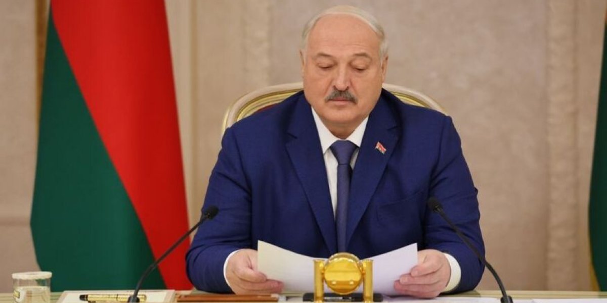 Внезапная проверка воинской части Беларуси. Лукашенко лично всё контролирует