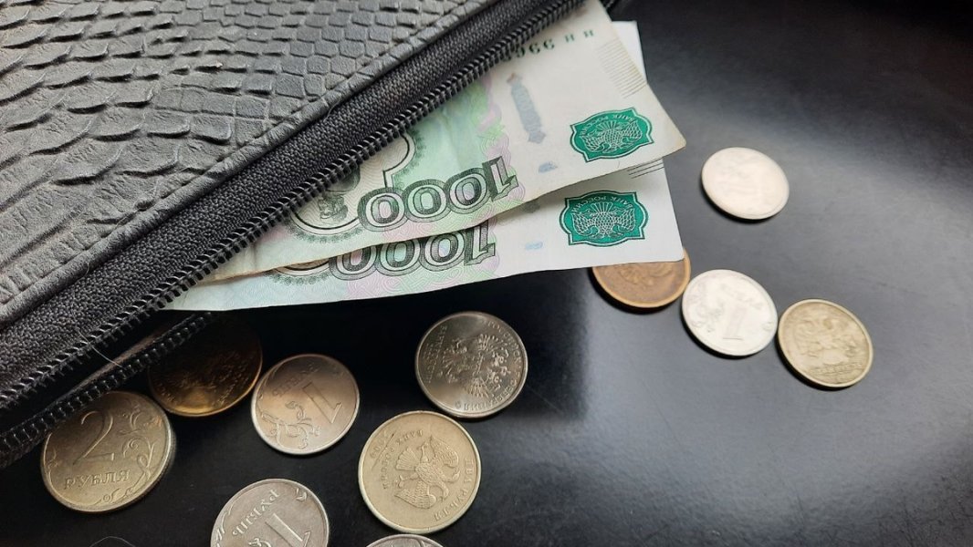 Что будет с курсом рубля после марта: коррекция или обвал?