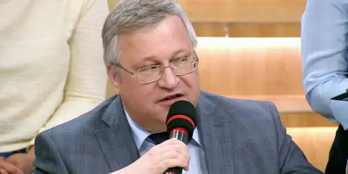 "Хватит поддакивать Трампу!" Глава института демографии отчитал "МИД и выше"