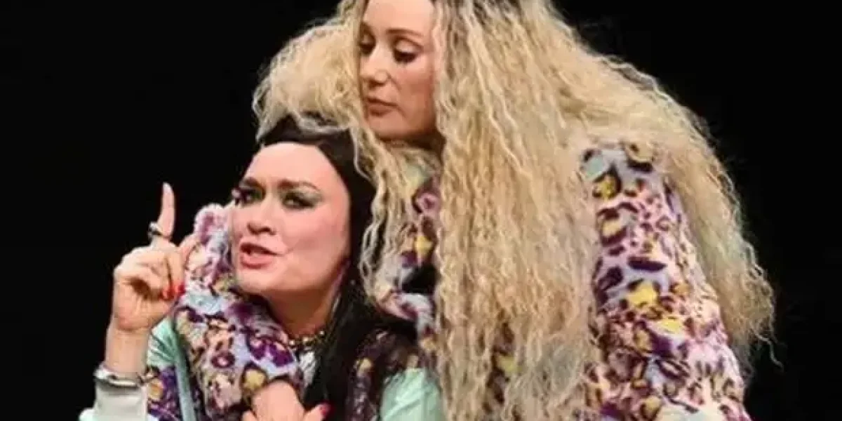 Чулпан Хаматову и дочь Машкова погнали в Таллине со сцены: "Хабалки!" Блюют, мат на мате!