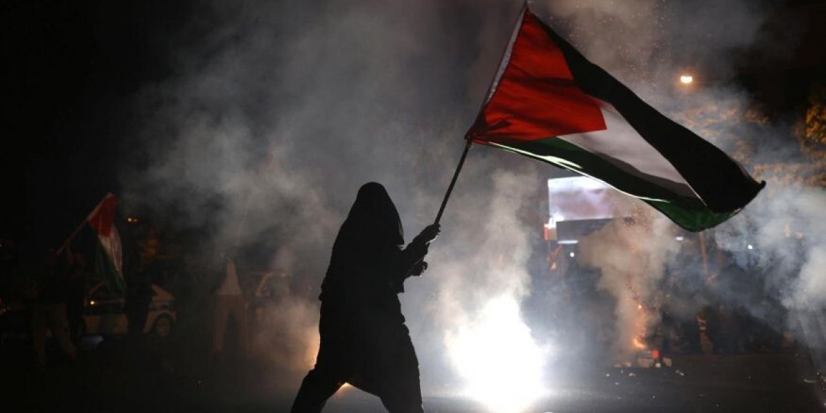 Трамп и Израиль готовы оказать поддержку Ирану: Подоляка Трамп и Израиль готовы оказать поддержку Ирану: Подоляка