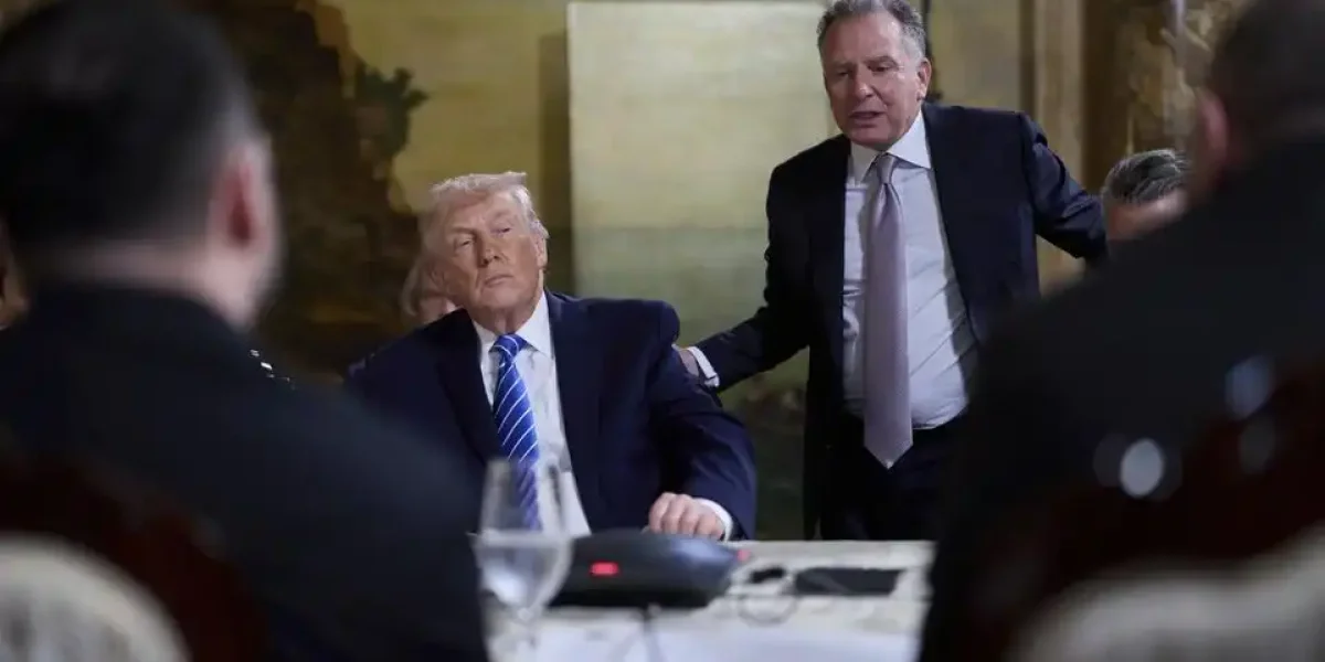 Трамп сделал жесткое заявление: Зеленский — проблема и предатель. Пошел обратный отсчет Трамп сделал жесткое заявление: Зеленский — проблема и предатель. Пошел обратный отсчет