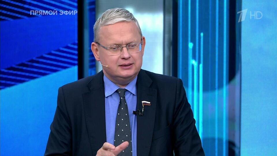 Делягин предупредил: Взят курс на девальвацию рубля! Надо спасать свои сбережения!