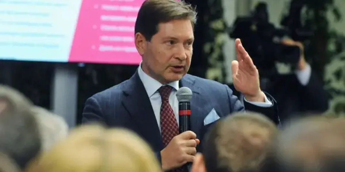 Полковник разведки Безруков: "У нас гнилая система!"Четверочники" нанимают на работу "троечников". Кто им не опасен"