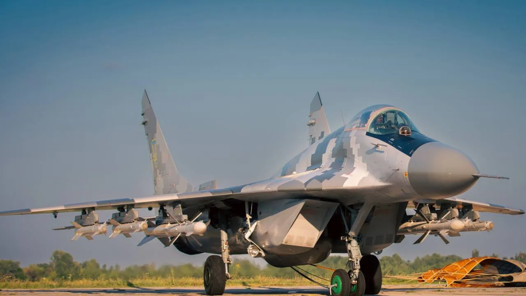 Этот аэродром на Украине бессилен взять гиперзвук? Генерал Попов про секрет непотопляемого "объекта" НАТО Этот аэродром на Украине бессилен взять гиперзвук? Генерал Попов про секрет непотопляемого "объекта" НАТО