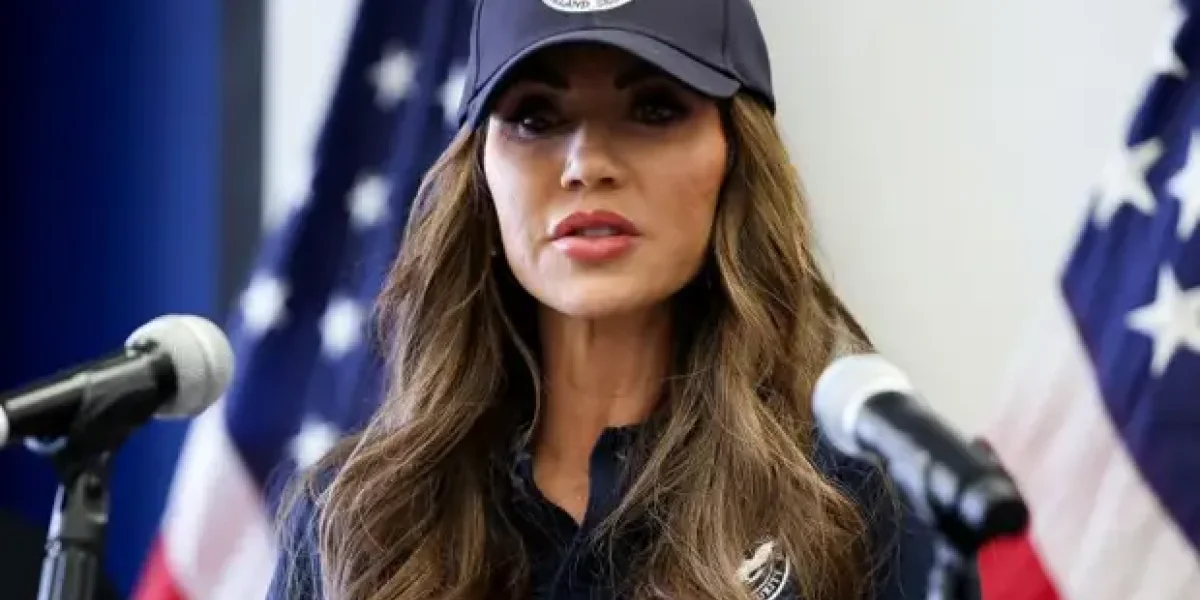 Либо мы "очень большая Венесуэла" либо "надо бить по катерам США". Депутат Журавлев призывает бить Либо мы "очень большая Венесуэла" либо "надо бить по катерам США". Депутат Журавлев призывает бить