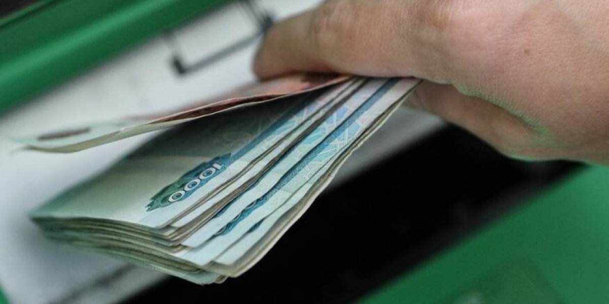 Делягин раскритиковал средние зарплаты в России