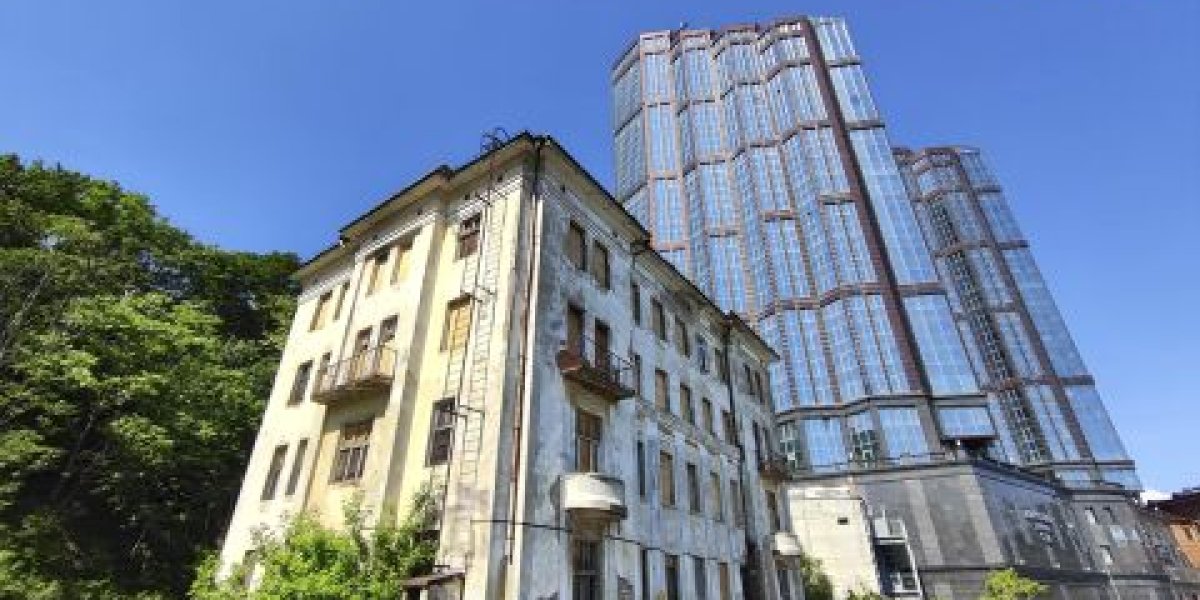 &laquo;Шрамы Владивостока&raquo;: исторические &laquo;маргиналы&raquo; оценили застройку города