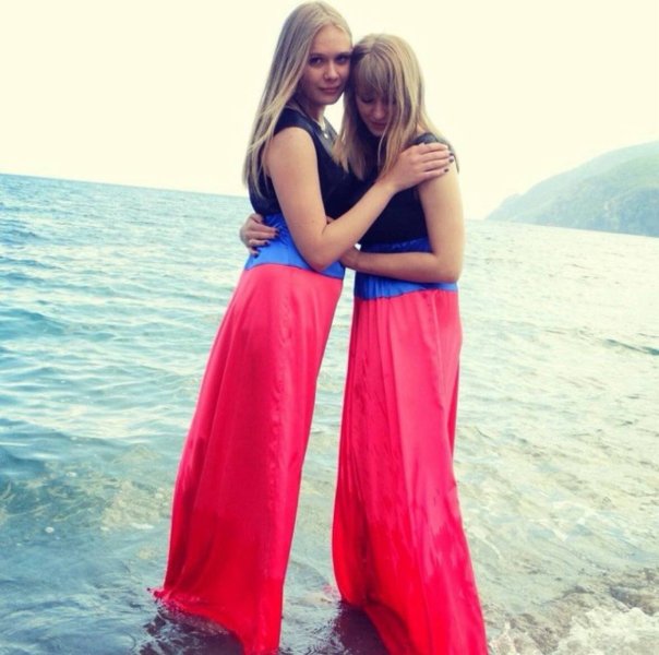 Одну похитили и выбросили на обочине, вторая одета на миллион: волонтеры судятся с военкором