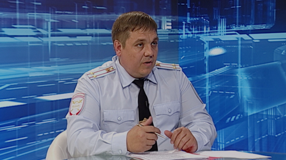 У подполковника ГИБДД с 22 квартирами нашли ещё и дворец на полтысячи "квадратов" У подполковника ГИБДД с 22 квартирами нашли ещё и дворец на полтысячи "квадратов"