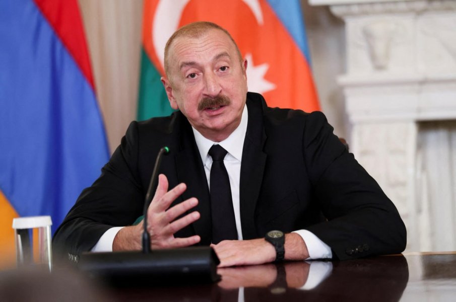 Констатируя конец международного права, в Баку продвигают &laquo;тюркские&raquo; военные учения