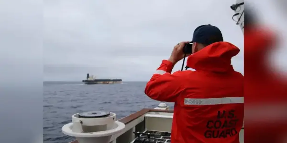 Трамп сказал, что "русская подлодка сбежала", освободил двух россиян с "Маринеры" и знал об ударе "Орешником"