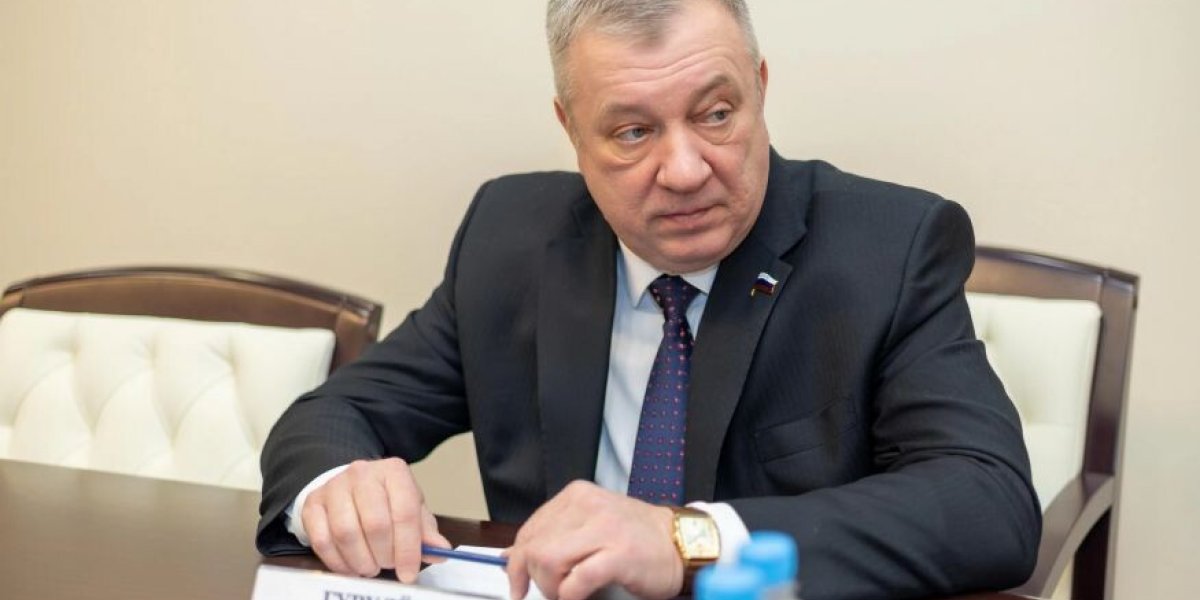 «Выживает сильнейший. Мировое право рухнуло»: Гурулёв об уроке Венесуэлы для России