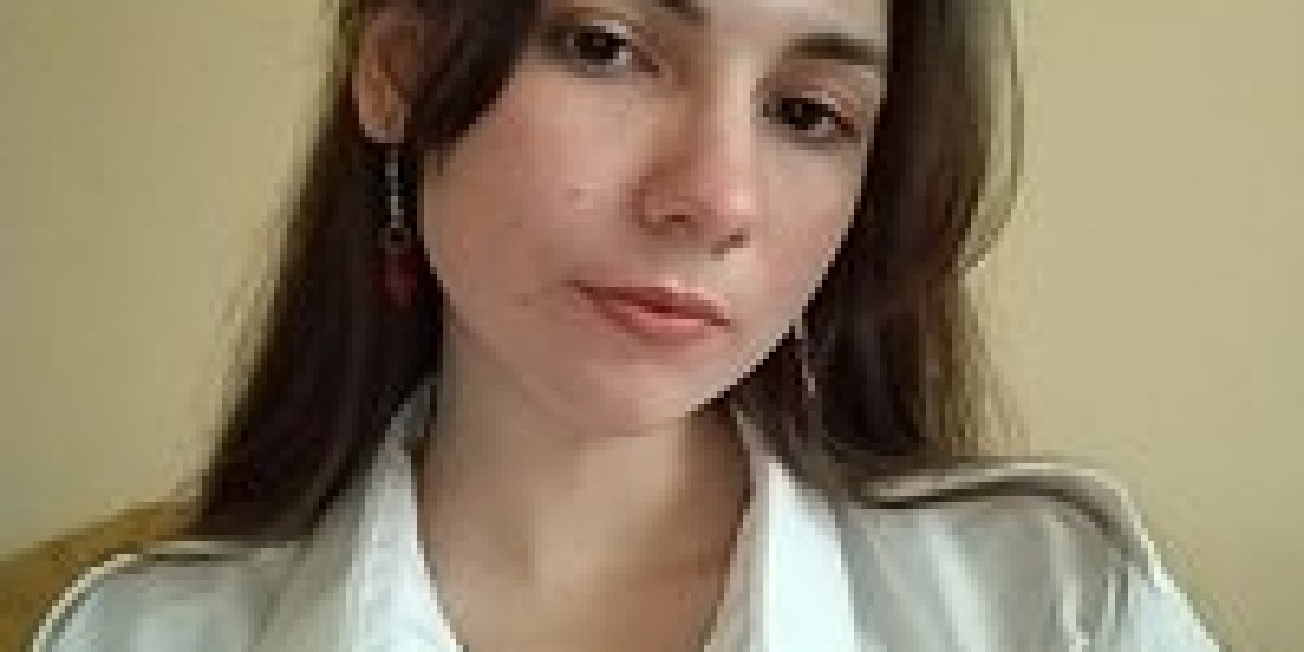 Мужчина нашел потерянное 48 лет назад обручальное кольцо жены