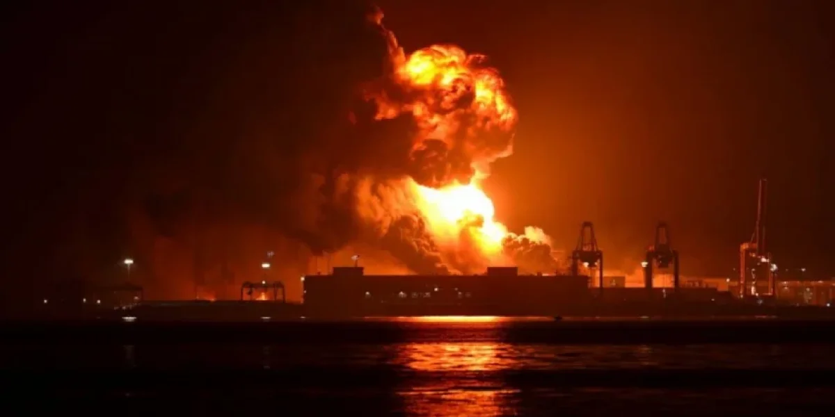 Сводка Юрия Подоляки на вечер 22.01.2026: битва за Купянск, 6-я армия пошла на прорыв, оборона ВСУ на Осколе трещит по швам Сводка Юрия Подоляки на вечер 22.01.2026: битва за Купянск, 6-я армия пошла на прорыв, оборона ВСУ на Осколе трещит по швам