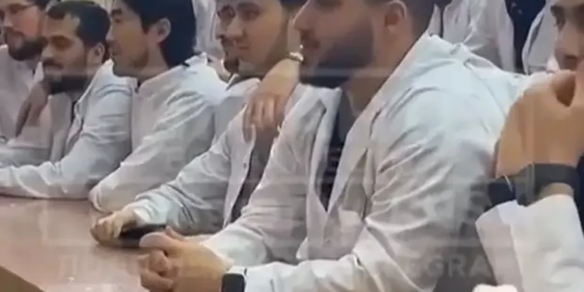 &laquo;Отучилась полгода на врача в Москве, славян пока не встречала&raquo;. Студентка показала сокурсников по медвузу