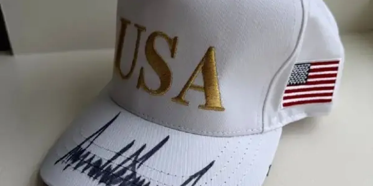 Казах в Алма-Ате набросился на русского из-за российских номеров. А русскую девушку вообще уволили за русский