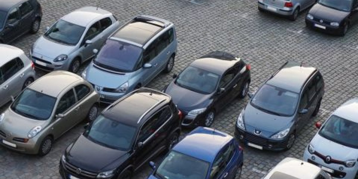 Эксперты прогнозируют рост цен и сокращение числа брендов на российском авторынке в 2026 году Эксперты прогнозируют рост цен и сокращение числа брендов на российском авторынке в 2026 году