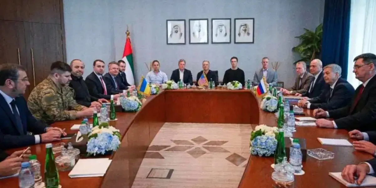 «На великом языке»: глава ГРУ раскрыл, как делегации России и Украины общались друг с другом на переговорах в Абу-Даби