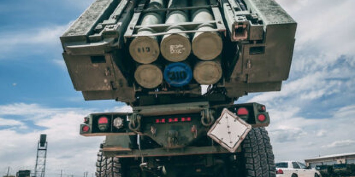 Зачем США возобновили поставки HIMARS Украине