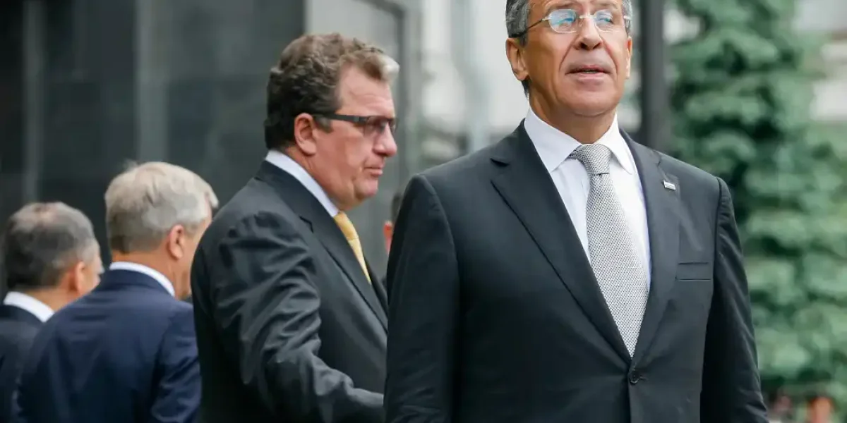 Переполняющих эмоций Лавров скрыть не смог