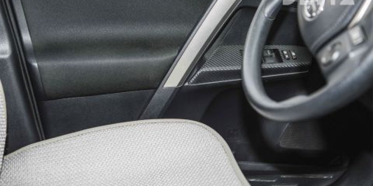 Несовершеннолетний водитель разбился на скользкой дороге в Приморье