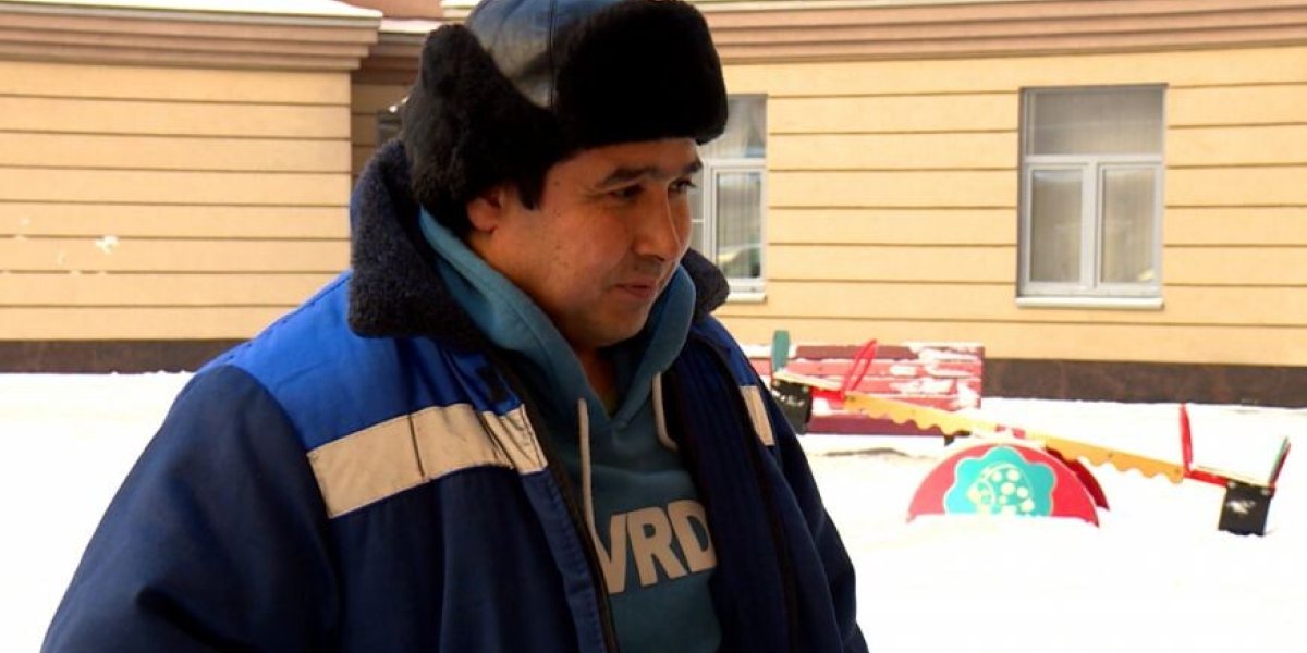 Мигрант спас человека - получил миллион. Русский - медальку и рукопожатие. Когда начнут ценить наших героев? Мигрант спас человека - получил миллион. Русский - медальку и рукопожатие. Когда начнут ценить наших героев?