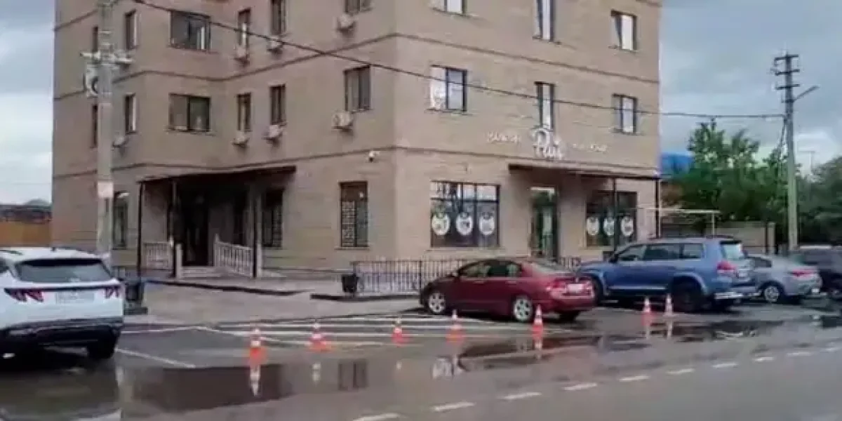 Новый чемпион по воровству из команды Шойгу. Обошел даже Тимура Иванова