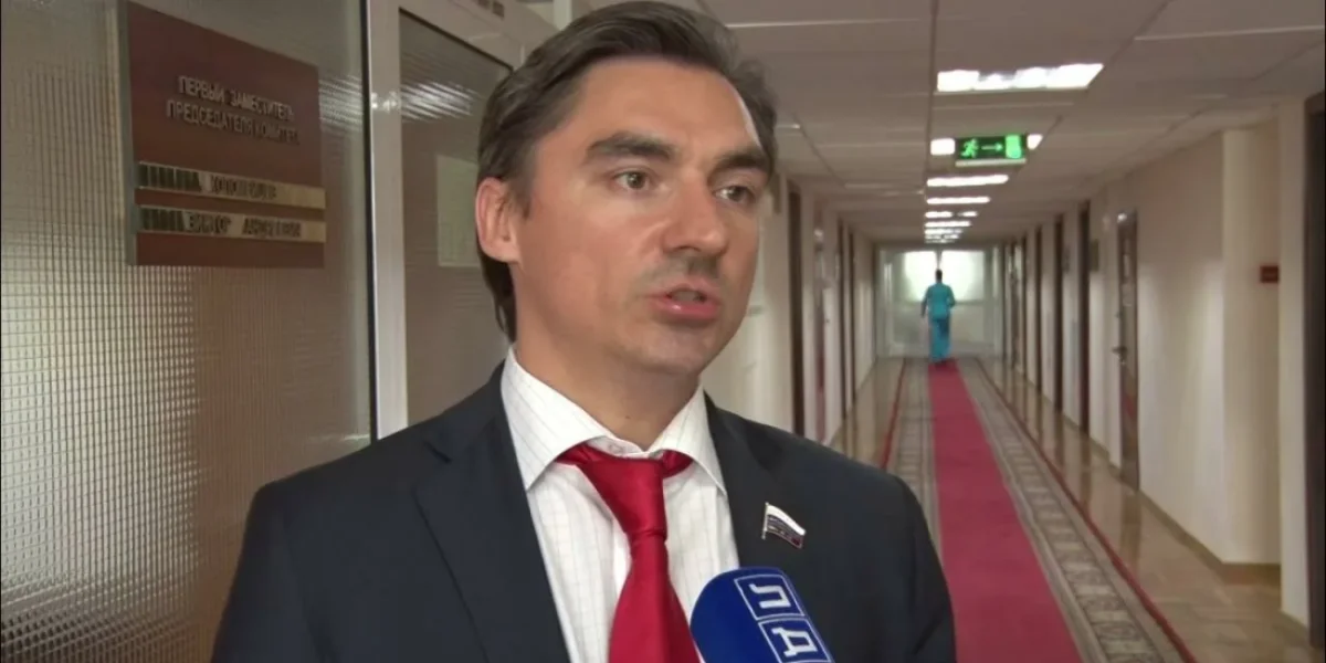 Патриотки против системы: Цыганова устроила разнос депутату Свинцову, а Поплавская требует его исключить из партии