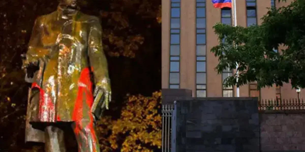 Он дал им земли, а они его подставили. Грибоедова убили 11 февраля 1829-го из-за армян?