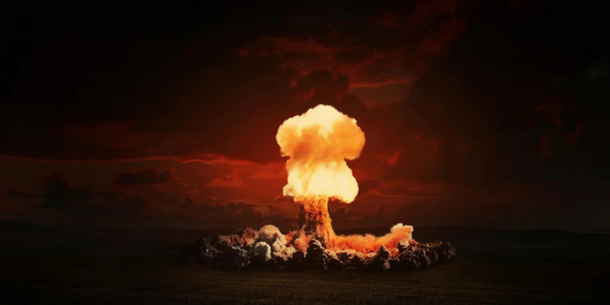 "Россия, наш народ за вас!": На Западе умоляют Путина запустить тактический ядерный "Орешник" в Северное море, чтобы усмирить Урсулу и не допустить третьей мировой